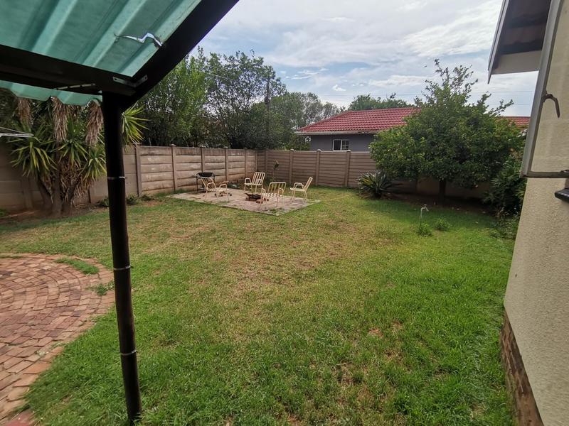 3 Bedroom Property for Sale in Vaalpark Free State